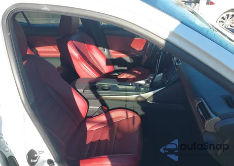 2016 Lexus Is 300 z USA, uszkodzony, nr VIN JTHCM1D24G5011467